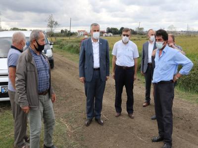 Vatandaşla etle tırnak gibi