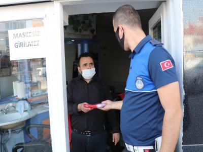 Havza Belediyesi’nden esnafa bayrak
