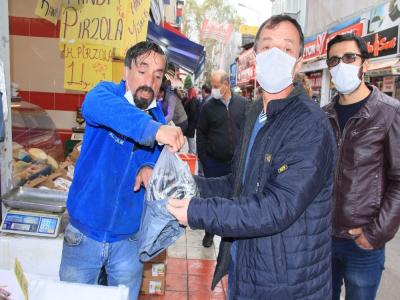 Samsun’da hamsi 10 TL’ye düştü, tezgahlar şenlendi

