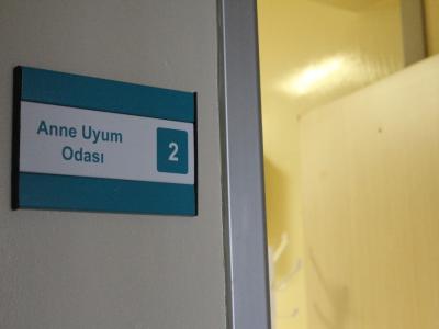 Prof. Dr. Canan Seren: “Bebeklerin birçoğu doğum sırasında anneden enfekte oluyor”

