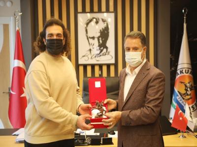 Şef Barbaros ve Başkan Deveci birlikte yemek hazırladı
