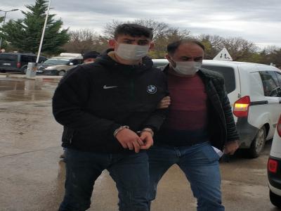 Otobüsünden inerken uyuşturucuyla yakalanan şahıs adliyeye sevk edildi
