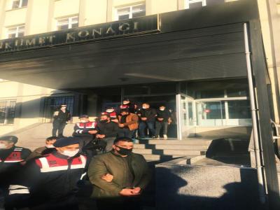 20 milyonluk hırsızlığa 7 tutuklama

