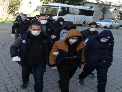 DEAŞ’tan gözaltına alınan 11 yabancıya 4 gün daha ek gözaltı süresi
