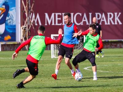 SAMSUNSPOR'UN BİLEĞİNİ BÜKEMİYOR