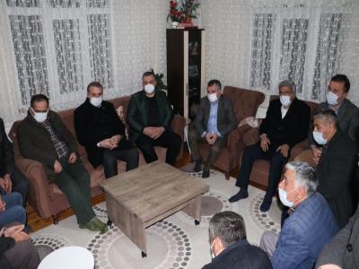 Başkan Demir ve Milletvekili Çilez’den Havza Belediyesi çalışanının ailesine taziye ziyareti
