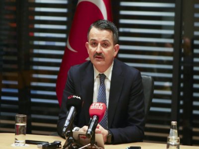 BAKAN PAKDEMİRLİ, YÜZSÜZ FİRMALARI AÇIKLADI