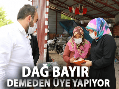 BAKIR, KOLLARINI SIVADI SAHAYA İNDİ