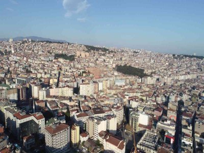 BİRBİRLERİNİ KAZIKLIYORLAR