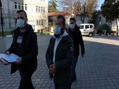 BOYNUNDAKİ ALTIN İÇİN BOYNUNU KESTİ