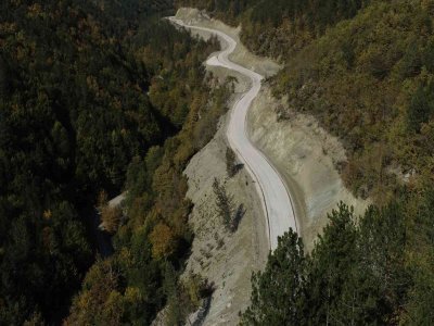 CEHENNEMİN YOLUNU YAPTILAR