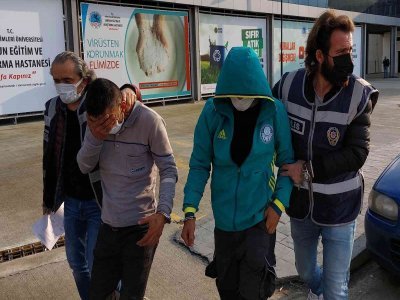 ÇEKİRGE İKİ KERE SIÇRAYABİLDİ