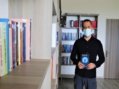 EMNİYET TEŞKİLATININ TEK BİLİM KURGU YAZARI