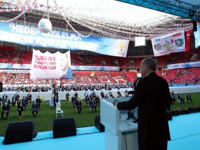  Erdoğan: “Türkiye’yi ekonomiyle de alt edemeyecekler”