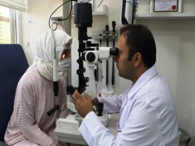 GÖZLÜĞÜN PAPUÇUNU DAMA  ATTIRACAK 