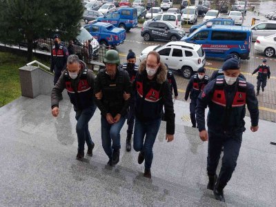 HAKİMİN GÖZÜ ÖNÜNDE 13 KURŞUN