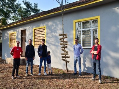 Harabe haldeki köy okuluna can verdiler