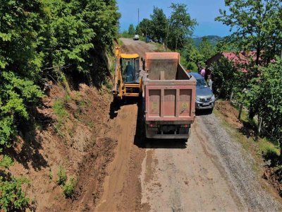 Heyelandan kapanan yollar açılıyor