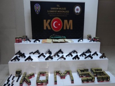 İŞADAMI TAM 24 TABANCA İLE YAKALANDI