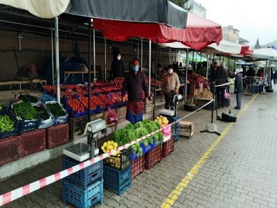KAVAK PERŞEMBE PAZARI ESKİSİ GİBİ...
