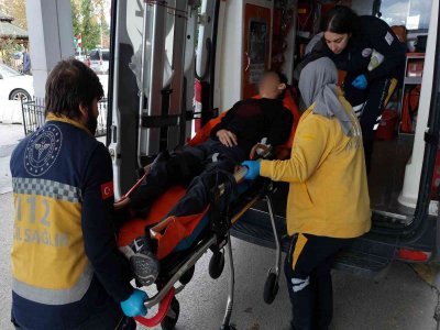 LİSE ÖĞRENCİSİ KENDİNİ BIÇAKLADI