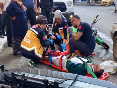 Otomobil ile motosiklet çarpıştı: 2 yaralı