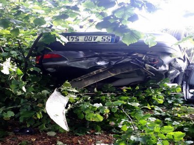 OTOMOBİL TAKLA ATTI 1 YARALI