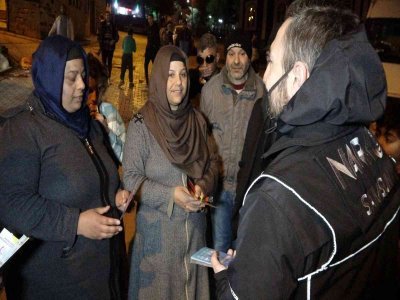 POLİS, ROMANLARA UYUMA'YI TANITTI