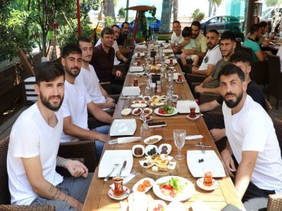 SAMSUNSPOR KAHVALTIDA BULUŞTU