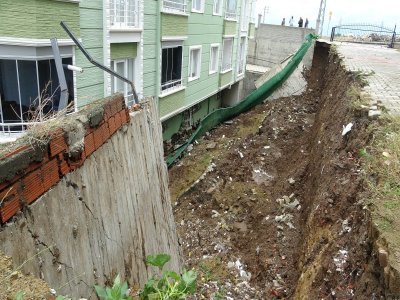 SAMSUN'U SAĞANAK YAĞIŞ VURDU