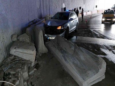 ’UCUBE GEÇİTTE YİNE KAZA 2 YARALI