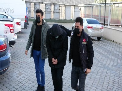 UYUŞTURUCU KURYELERİ YAKALANDI