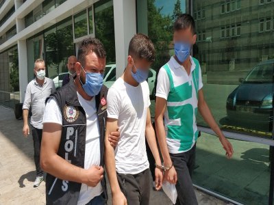 UYUŞTURUCU TİCARETİNE 2 TUTUKLAMA