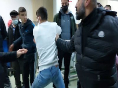 VURULAN GENÇ HASTANEDEN KAÇMAK İSTEDİ
