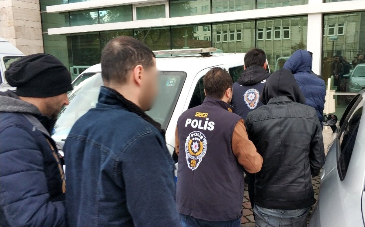 Yasa dışı bahisten 3 kişiye adli kontrol